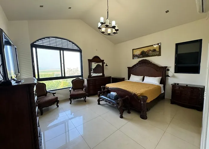 Vila Manor